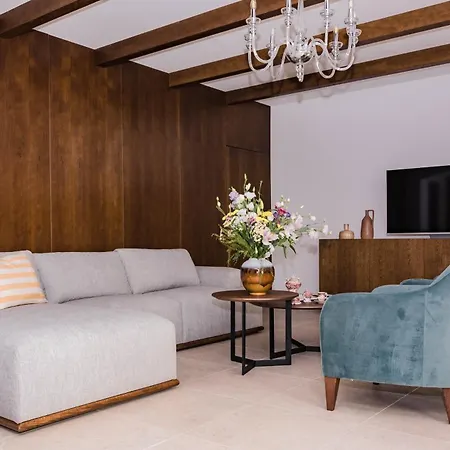Villa Belsize