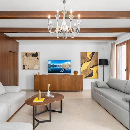Villa Belsize